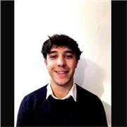 Ogni studente è diverso, perciò ogni lezione deve essere specifica per ciascun ragazzo. Il mio obiettivo è proporre proprio questo